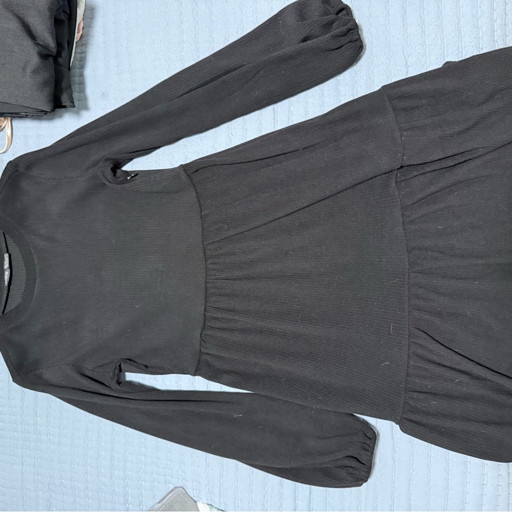 Elegant Black Long-Sleeve Dress